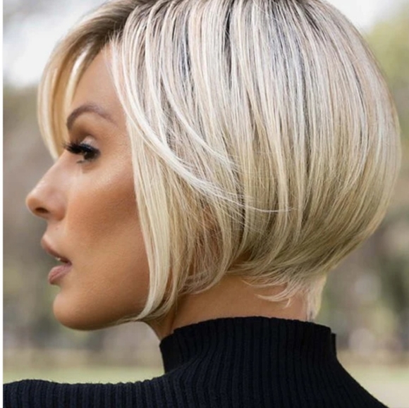 Ignite Petite | HF Synthetic Lace Front Wig (Basic Cap) color 12FS8   - Picture 9 of 12